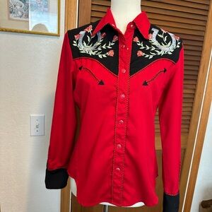 Scully Women's Red/Black Horseshoe Western Embroidered shirt Size Small